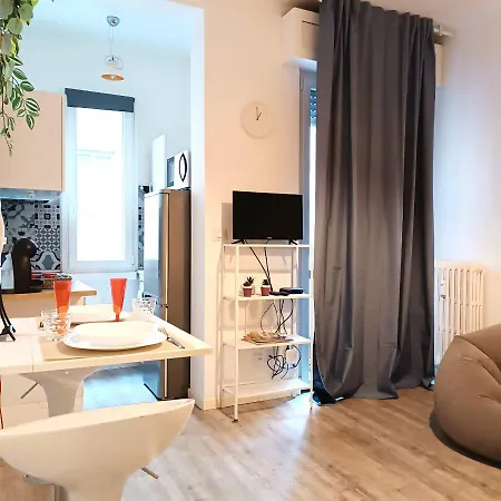 A Casa Di Rosa In Citta Studi 아파트 밀라노